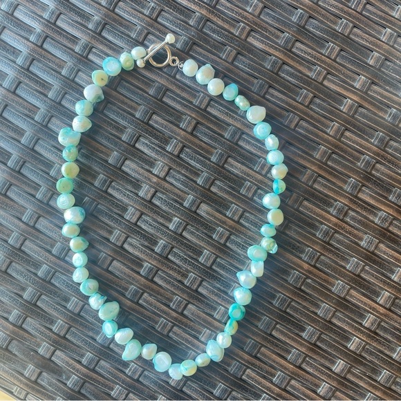 Natural Freshwater Iridescent blue Pearl necklace 17” easy‎ clasp Artsie wear - Picture 4 of 8